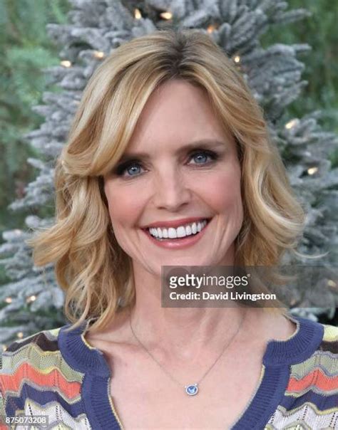 1,358 Courtney Thorne Smith Photos & High